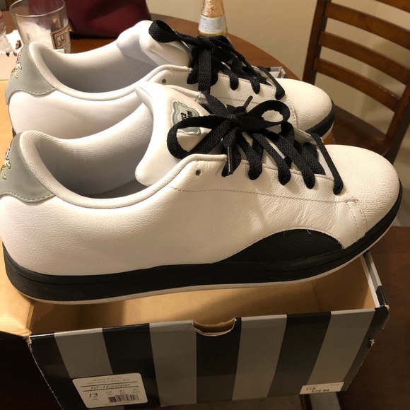 Pharrell Neptune’s ice creams shoes - Picture 2 of 5